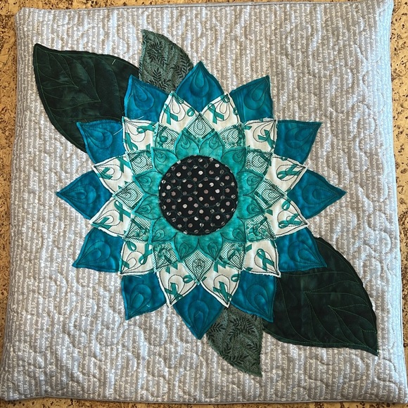 Handcrafted Throw / accent Pillow Cover - Picture 6 of 8